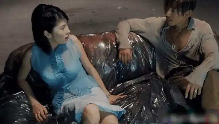 还记得古惑仔里面扮演方婷的黎淑贤吗现年43岁的她还风韵犹存