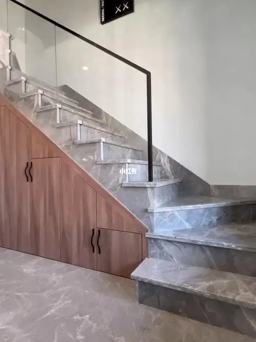 超白锯齿玻璃楼梯