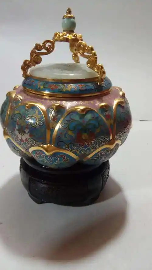 珐琅彩和田玉熏香炉