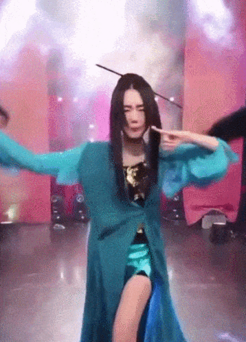 这个"养活"郑秀文20年的韩国女人 又要称霸亚洲影坛了?_李贞贤