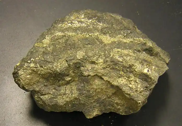 今天发一组锡石图片锡石,锡矿,图片,黄锡矿,粒状480万注册会员,工作日