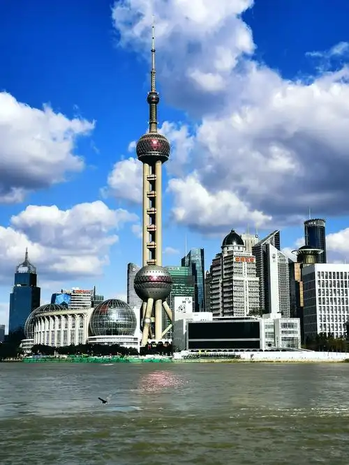 魔都回忆 — 外滩与人广