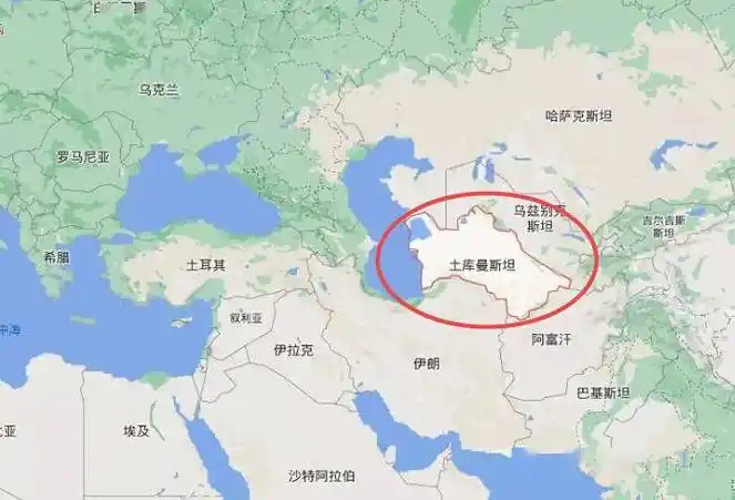 它把自己藏在它就是土库曼斯坦在沙漠上建起绿洲但凭借得