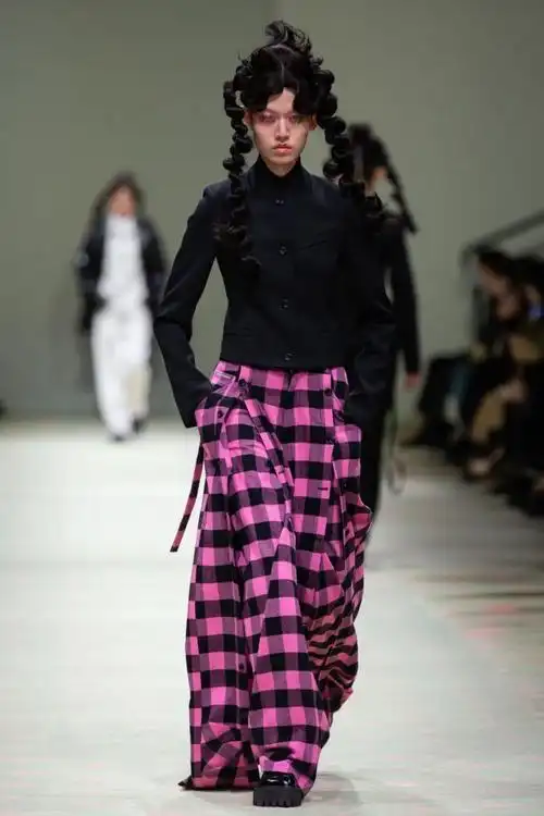 2021aw上海时装周新天地d4尚赋