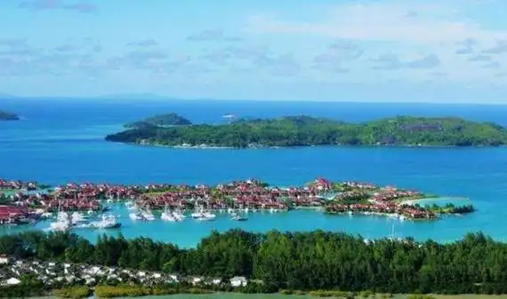 非洲最小的国家曾邀中国建军事基地被拒绝有种特产看了脸红趣游世界