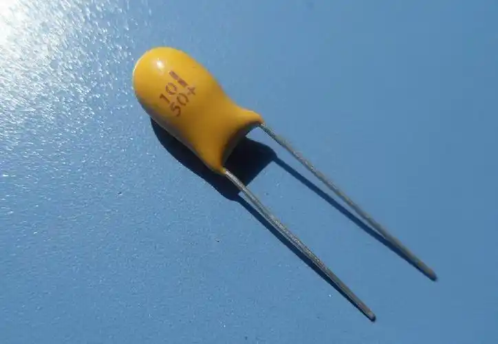 浅谈钽电解电容的作用