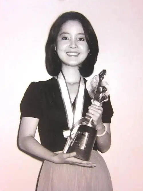 邓丽君1974
