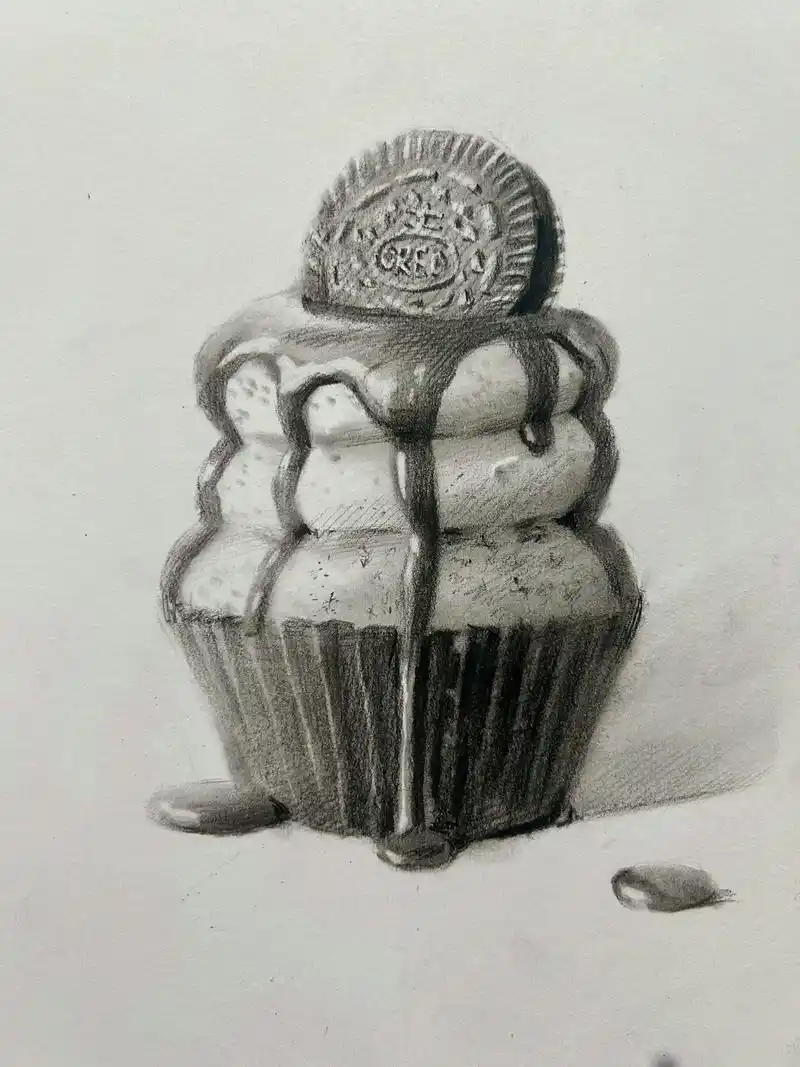 素描小蛋糕.浅画着玩儿 #素描静物 #奥利奥蛋糕#绘画过程分 - 抖音