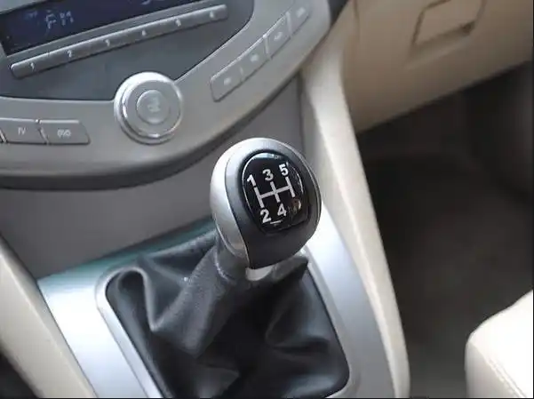 金牌教练谈手动挡和自动挡的区别