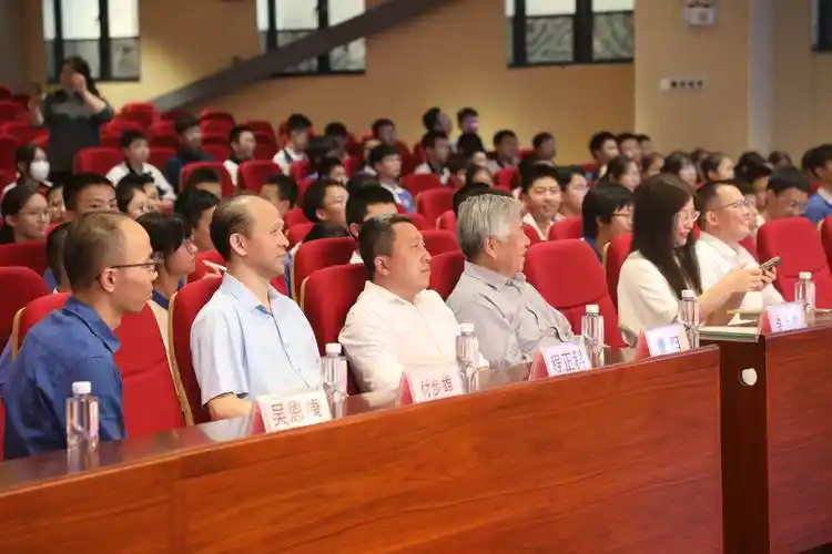 深圳新闻网首页>区网原创>6720_4480