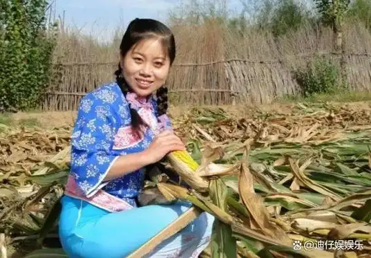 为登上《星光大道》,花费百万却惨遭淘汰,后来的崔苗怎样了?