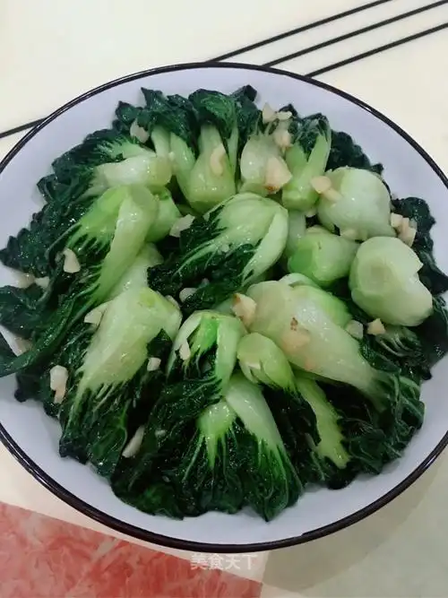 蒜蓉炒奶白菜的做法步骤