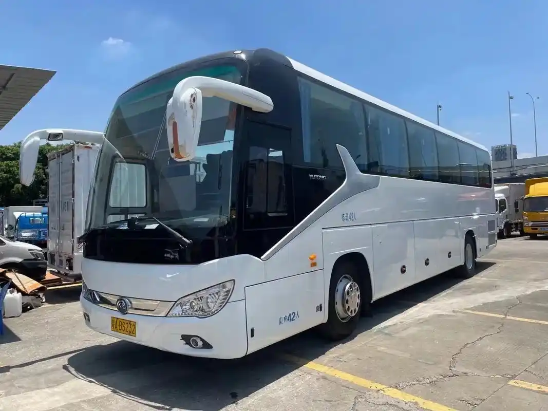 2017年9月,42座宇通豪华大巴,国五.2017年9月,# - 抖音