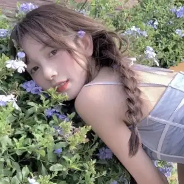 女生头像小清新可爱真人 高清又甜又欲的女生头像图片