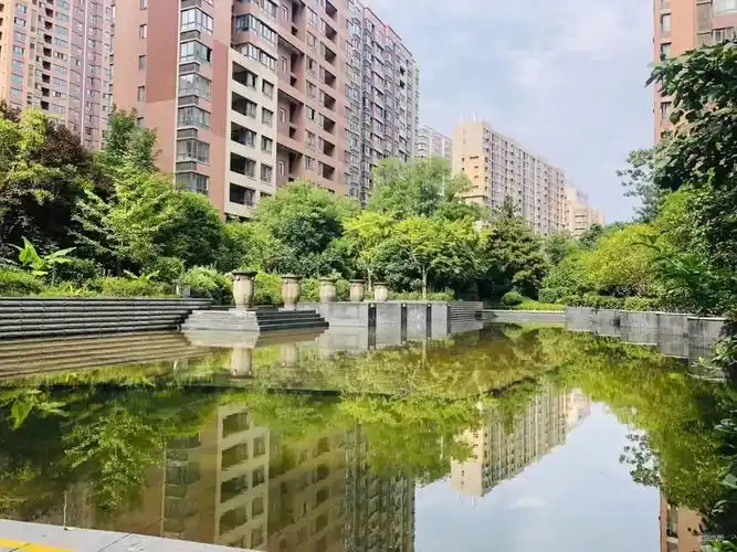 西安房产网>西安二手房>高新区二手房>科技六路二手房>天地源枫林意树