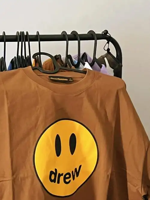 09drew house猪窝最喜欢的几款短袖tee:黑笑脸,棕色字母扎染,蓝色