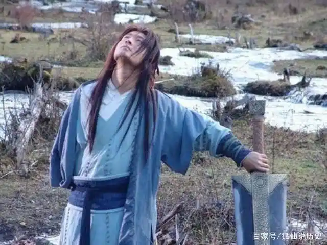 杨过断臂究竟是左臂还是右臂?分不清,看金庸原著如何说!