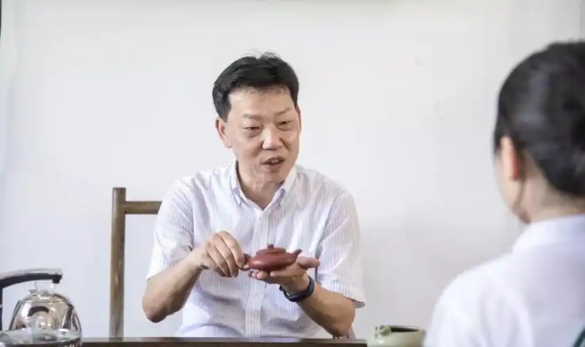 的艺术品",韩山师范学院石中坚教授在与队员们交流中意味深长地说到