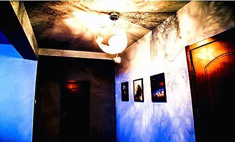 秩幽影吧大学城店中包房单人观影!