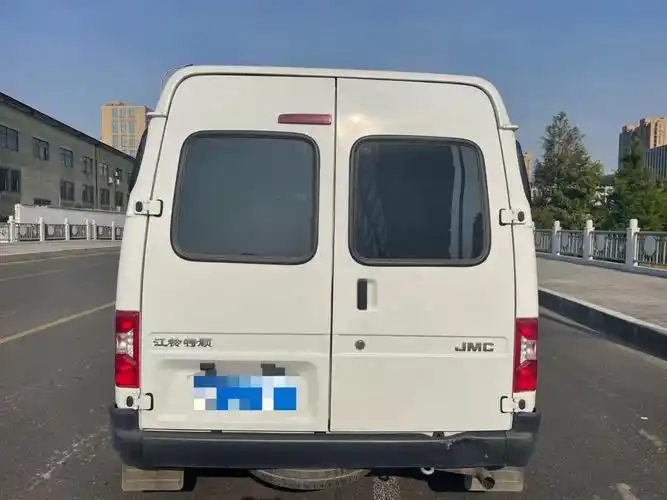 江铃特顺9座加长柴油国6排放_特顺车友圈_懂车帝