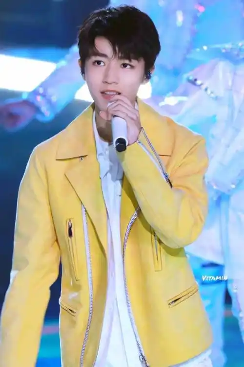 你是我漫长人生里的无可替代  晚安,小凯  @tfboys-王俊凯  cr