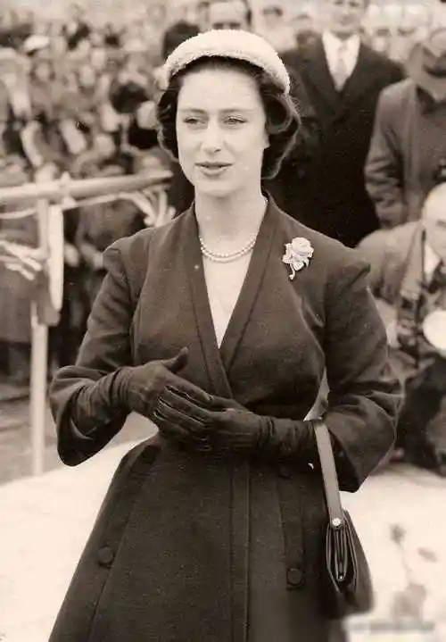 玛格丽特公主:年轻时美貌如花,晚年风采不再