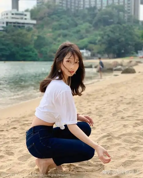 香港美女「coco wong」笑起来好甜,举手投足超有女朋友feel!