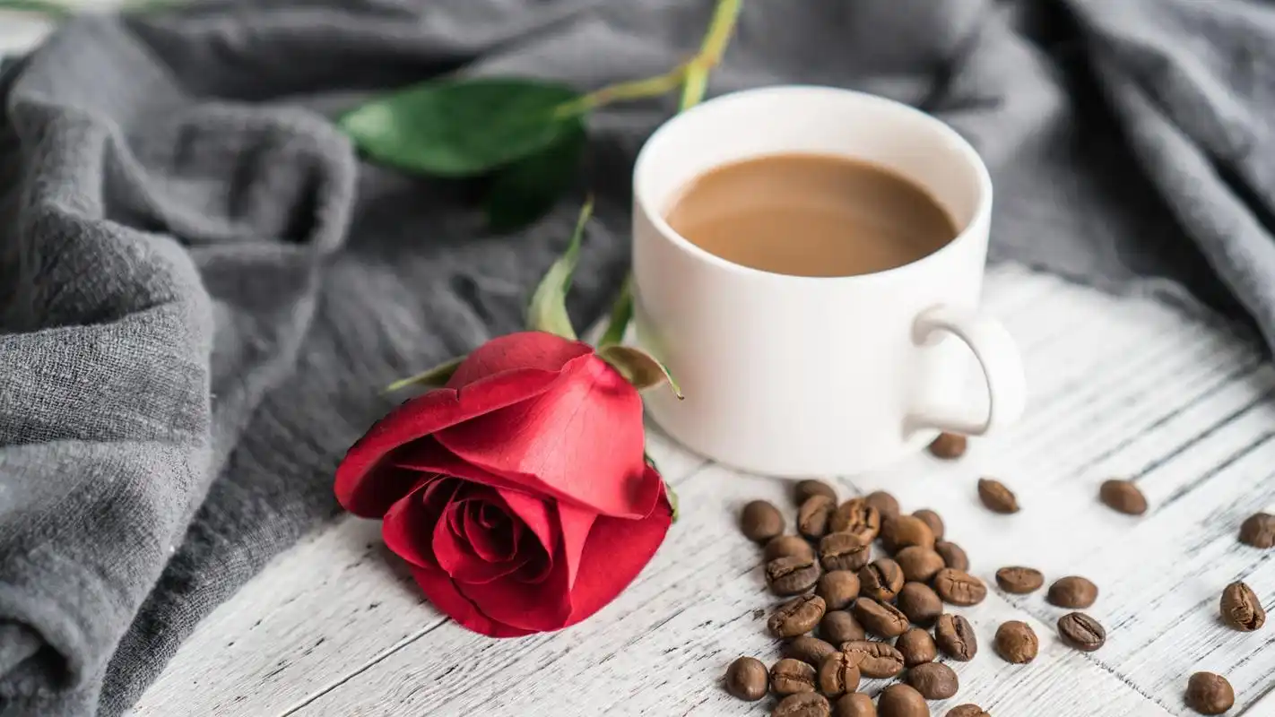 唯美意境咖啡拉花桌面壁纸