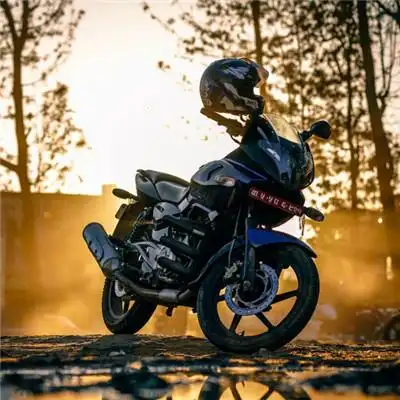 好看摩托车头像图片霸气又帅气的摩托车送给你