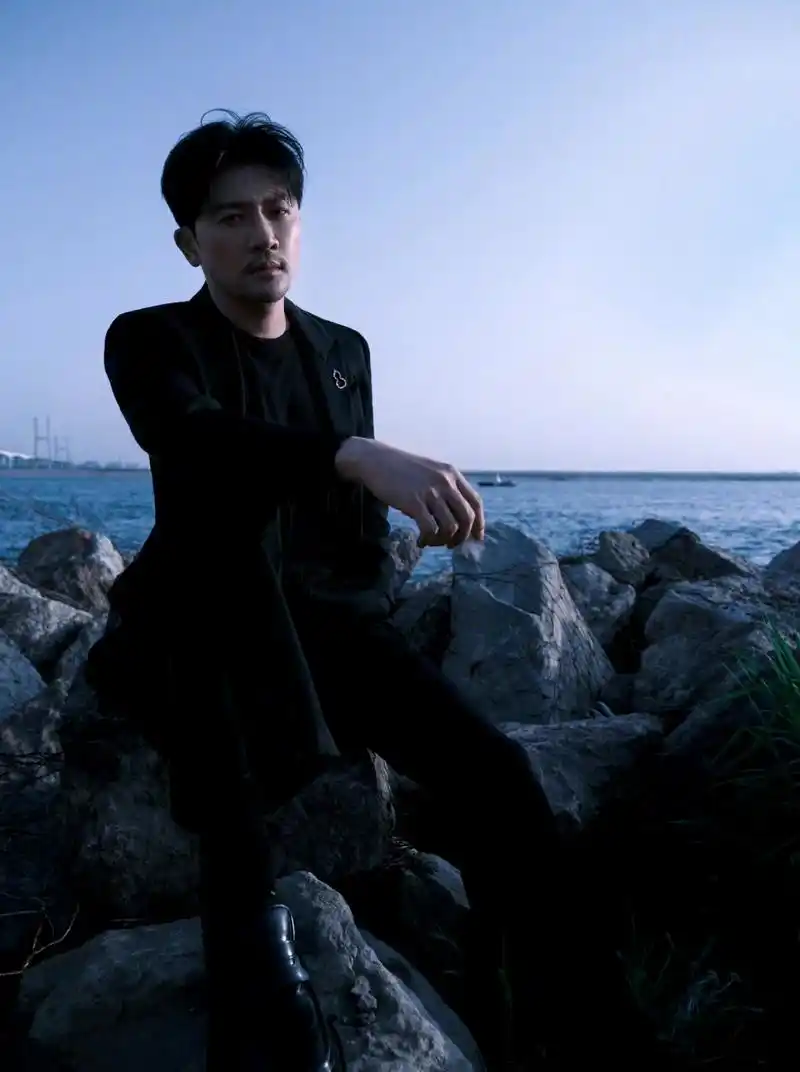 苏有朋留胡子了 2022-2023年度电影频道m榜暨中国电影大数据盛典见面