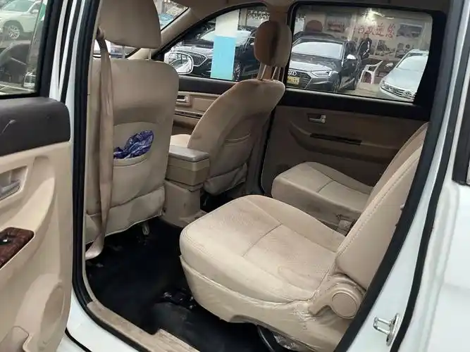 北汽威旺 m30  2015款 1.5l基本型bj415b图片