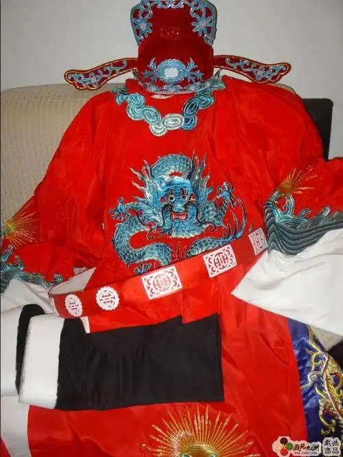 古时结婚穿的状元袍是什么样的?