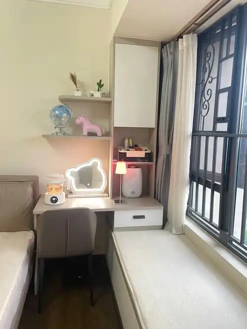 飘窗改造成实用的飘窗梳妆台欢迎抄作业