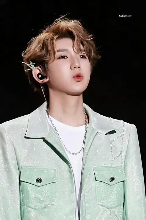 王源站姐昨天出的图好好看小王子那套真是一眼惊艳的漂亮…#tfboys各