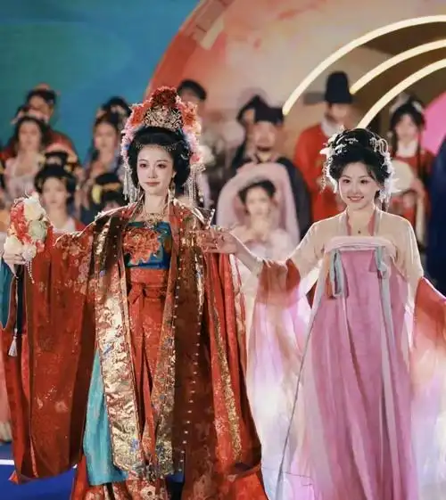 汉服旗袍t台秀报名!期待最美的你!_澎湃号·政务_澎湃新闻-the paper