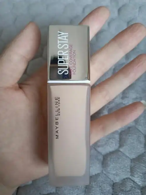 美宝莲粉底液35出