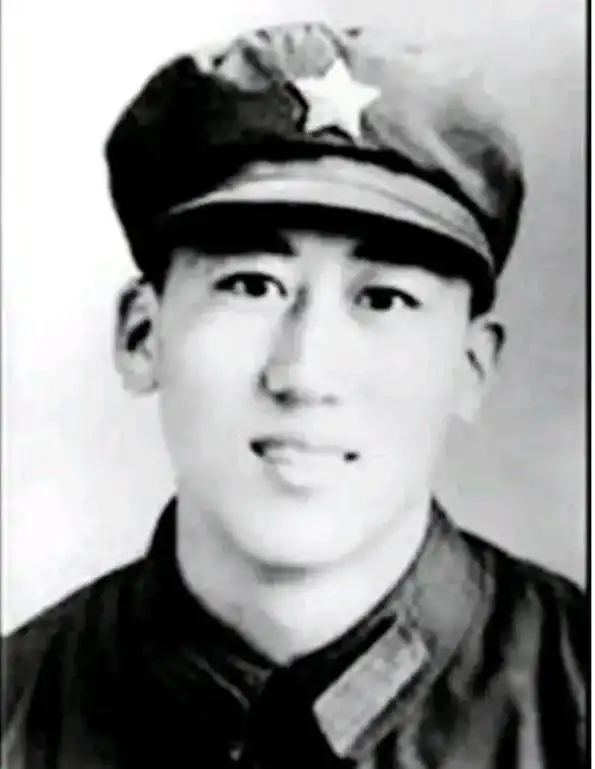 张春才烈士,1956出生在河北省河间县人,1974年12月入 - 抖音