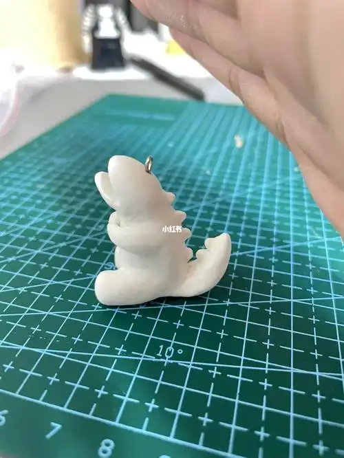 石塑粘土给娃捏个宫西达也霸王龙吊坠