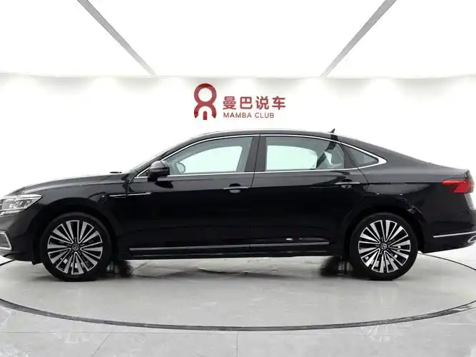 帕萨特2021款最新价格(2022款帕萨特最新价格及图片)