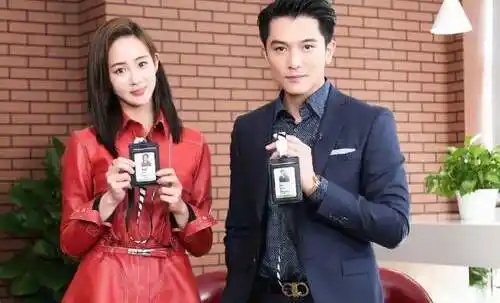 邱泽张钧甯同框被问恋情尴尬满屏邱泽张钧甯曝恋情后首同框