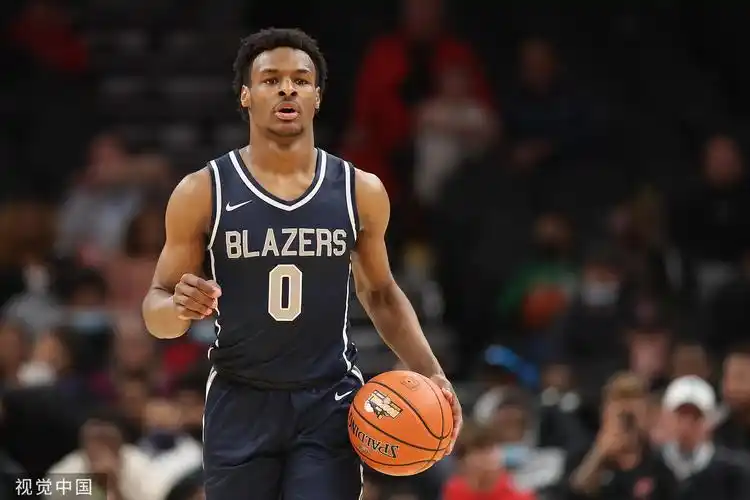 布朗尼水了?詹姆斯直发愁:身高卡壳不长个,进nba堪忧,未来打cba?