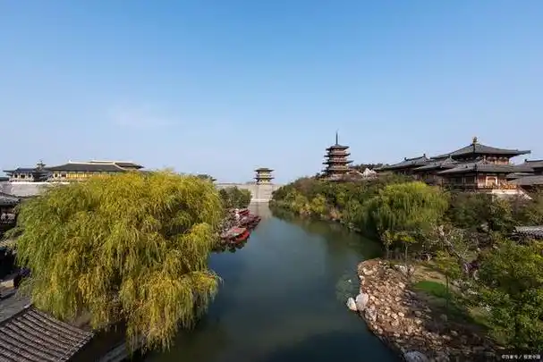 襄阳旅游,一个充满历史与文化底蕴的胜地,是湖北省乃至全国的重要旅游