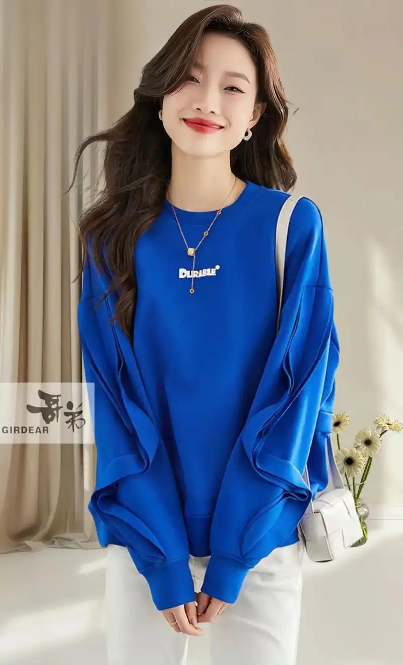 姐妹们~这款哥弟春款高品质木耳边圆领卫衣颜色真的好