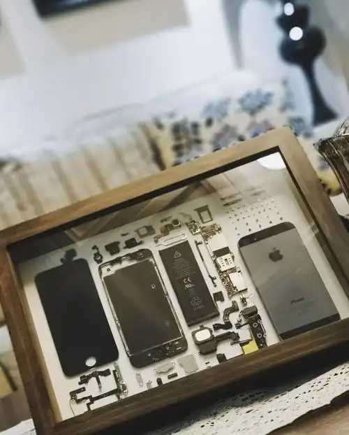 致年华 iphone手机拆机装裱相框实木手作框立体框标本框拆解木质装饰