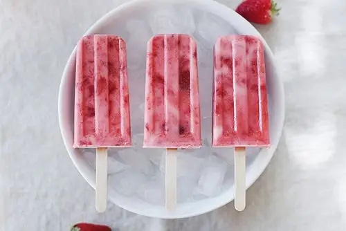 草莓冰棍