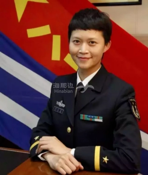 中国首位女舰长从选美佳丽到踏上航母出征星辰大海帅爆