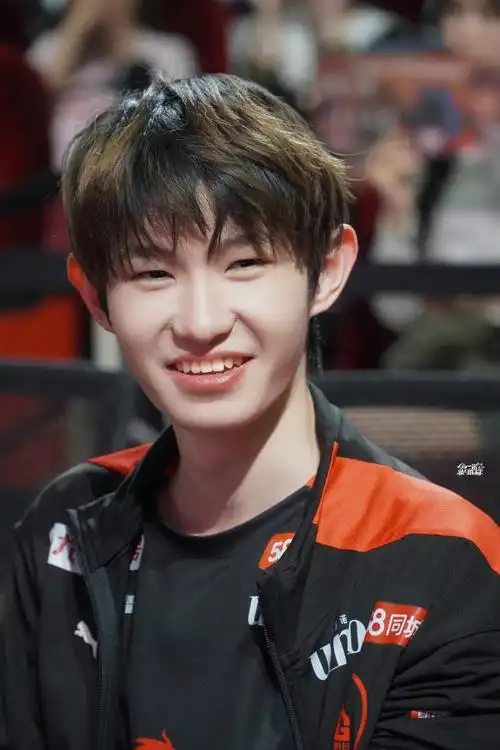 一诺登场kpl五周年##无忧向阳 璀璨生光