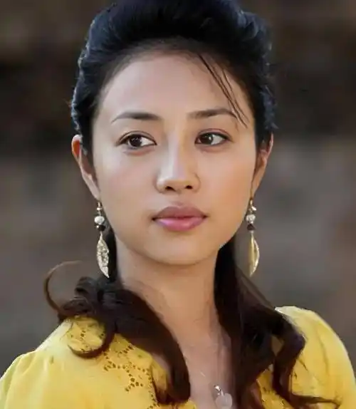 3,关晓彤(饰 安怡)