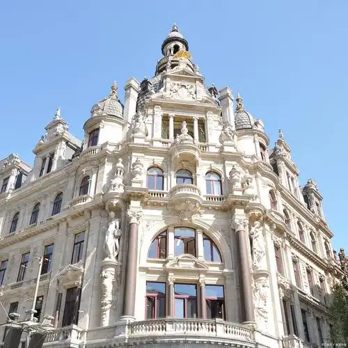 洛可可式建筑的特点是什么?从3个点进行简单分析