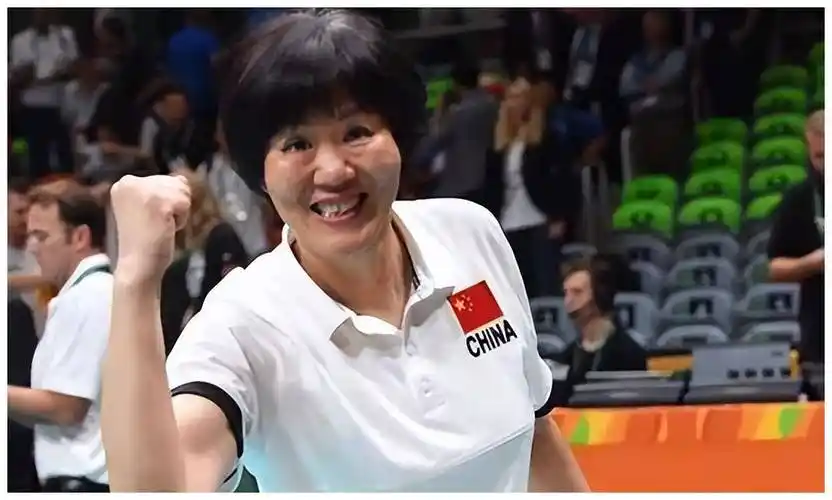 郎平就职新岗位,王楠家人发布消息,回归女排悬念揭晓_中国女排_乒乓球